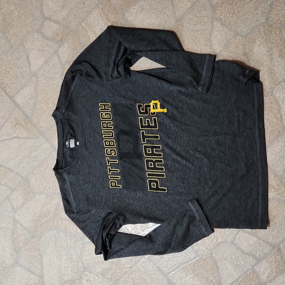 Pittsburgh Pirates TX3 Cool Medium Shirt